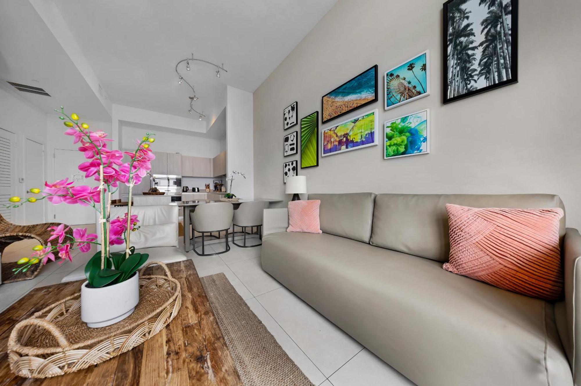 Wake Up To The Sound Of Waves In A Stylish Condo In A Luxury Resort Hollywood Exterior foto